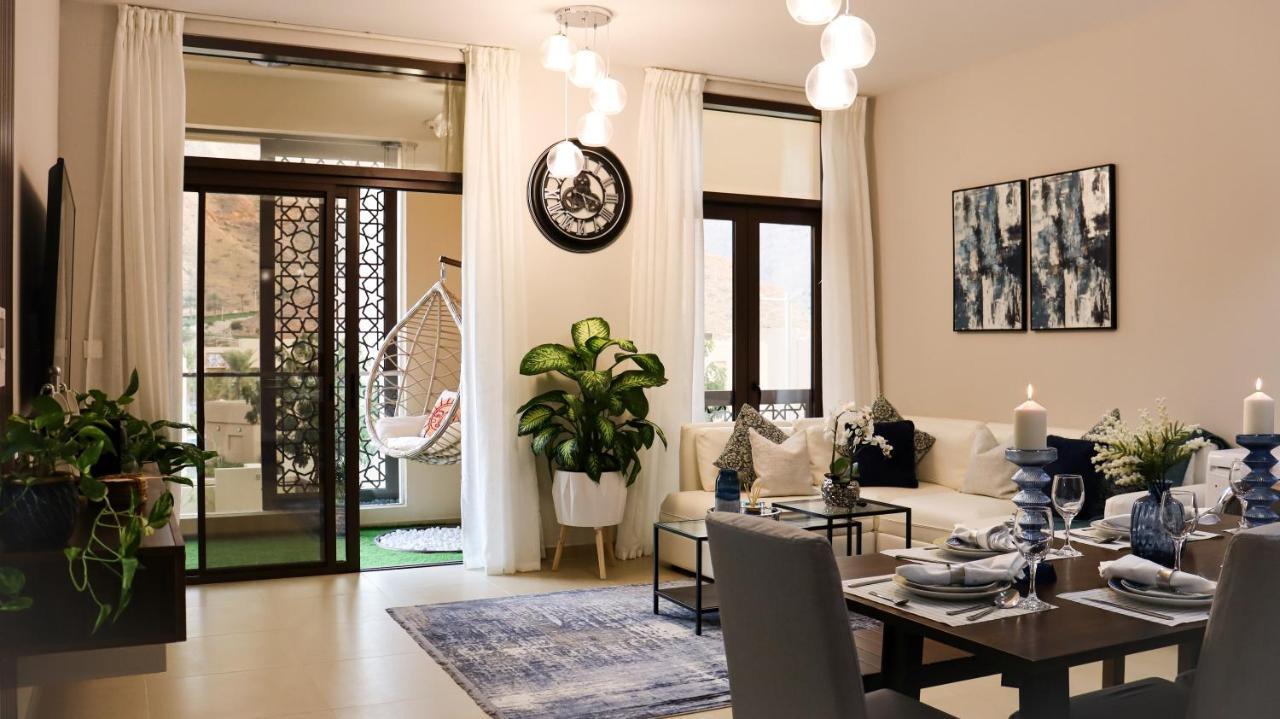 Stylish Apartment With A Jacuzzi Muskat Bagian luar foto