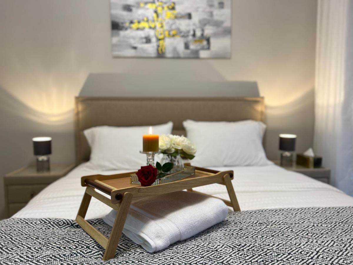 Stylish Apartment With A Jacuzzi Muskat Bagian luar foto